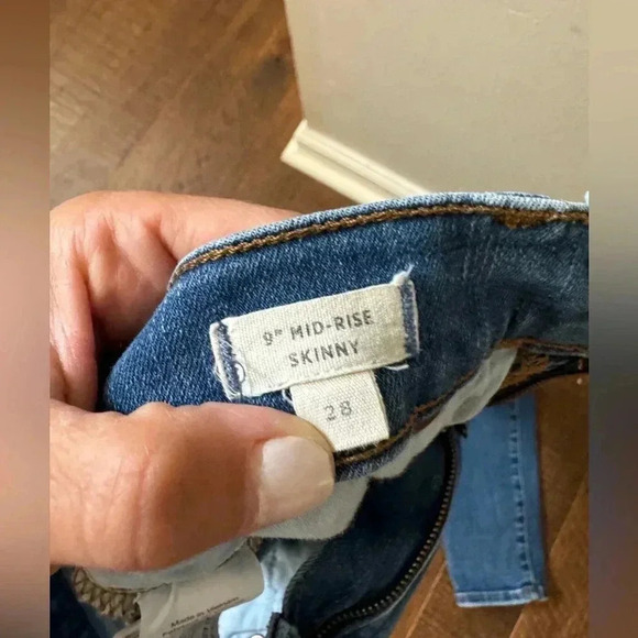 Madewell 9" Mid-Rise Skinny Jeans - Picture 6 of 12